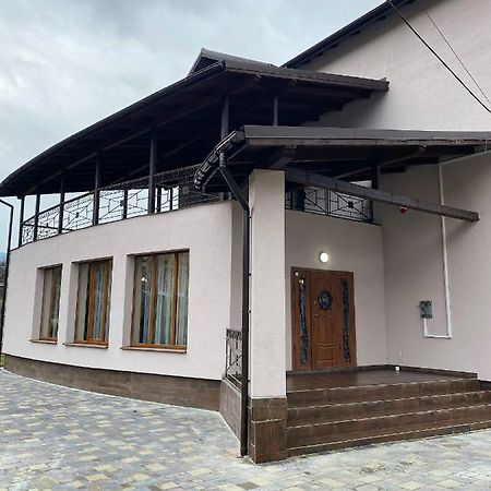Солодкий Гранат Hotel Slavske Bagian luar foto