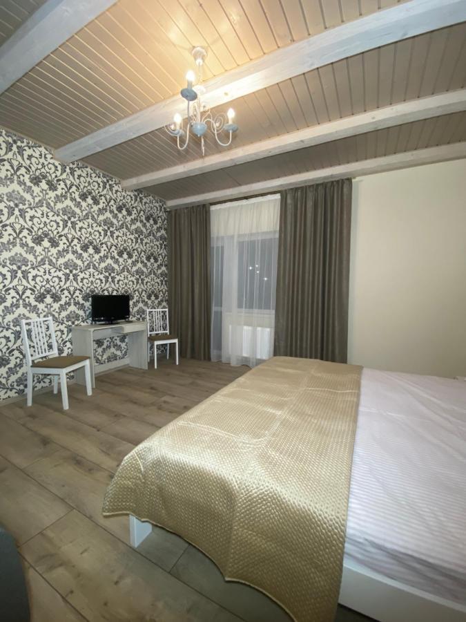 Солодкий Гранат Hotel Slavske Bagian luar foto