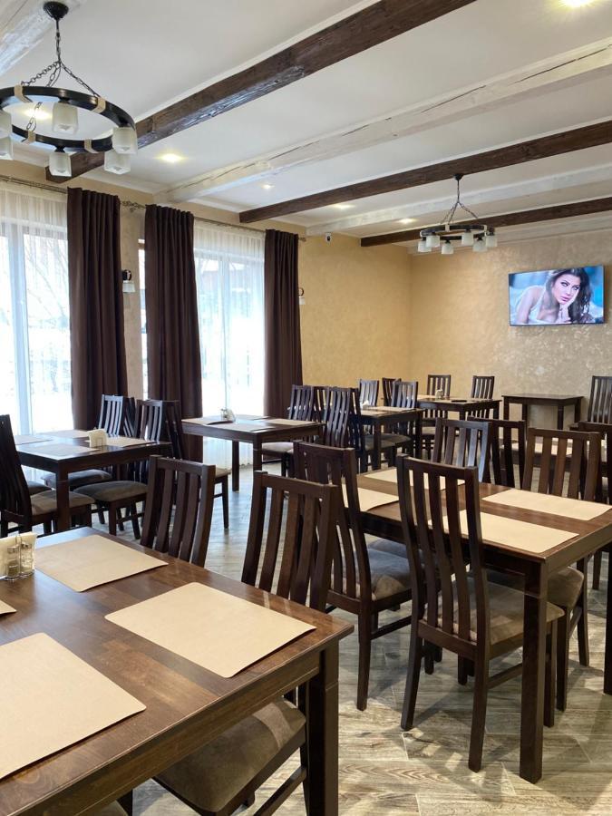 Солодкий Гранат Hotel Slavske Bagian luar foto