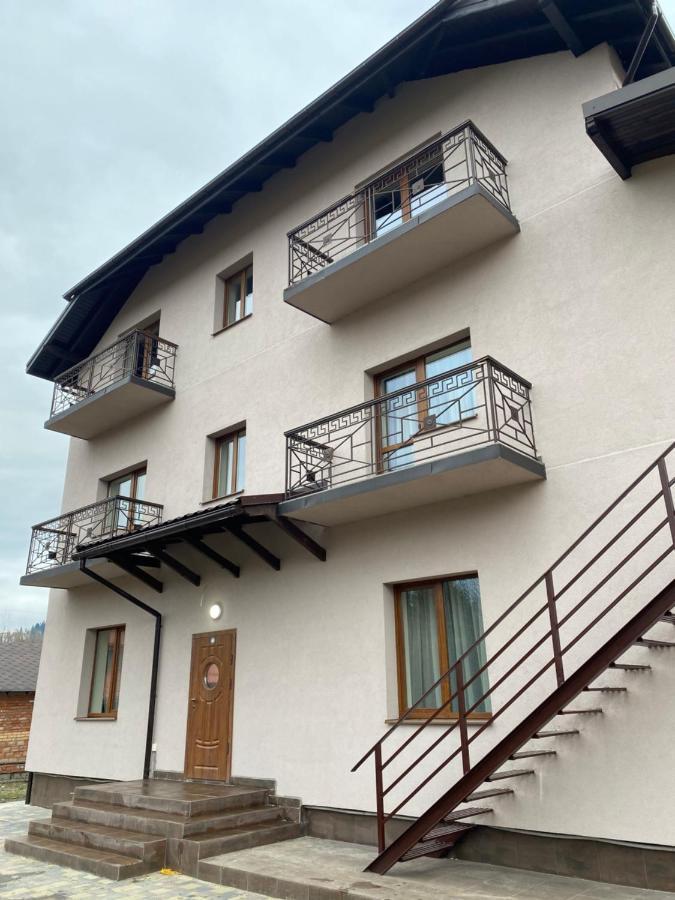 Солодкий Гранат Hotel Slavske Bagian luar foto