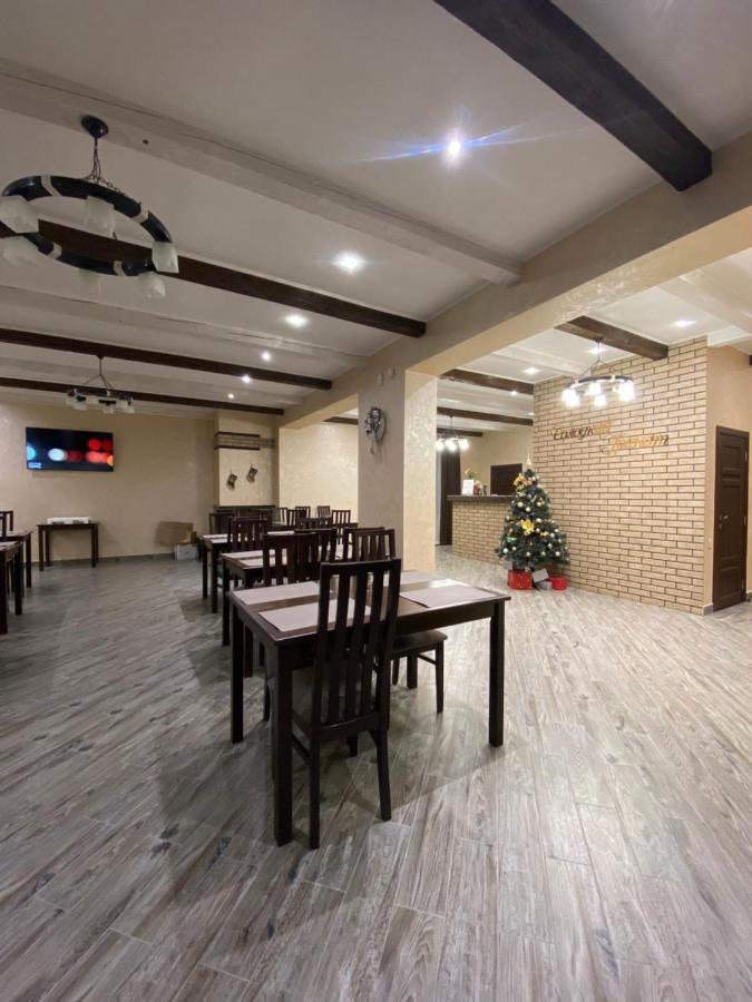 Солодкий Гранат Hotel Slavske Bagian luar foto