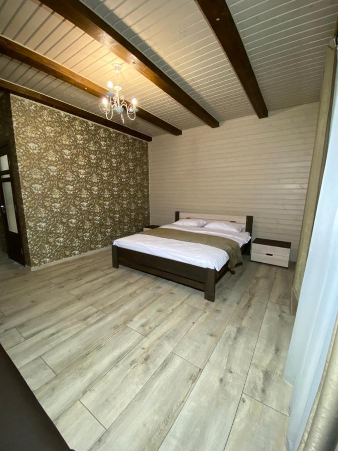 Солодкий Гранат Hotel Slavske Bagian luar foto