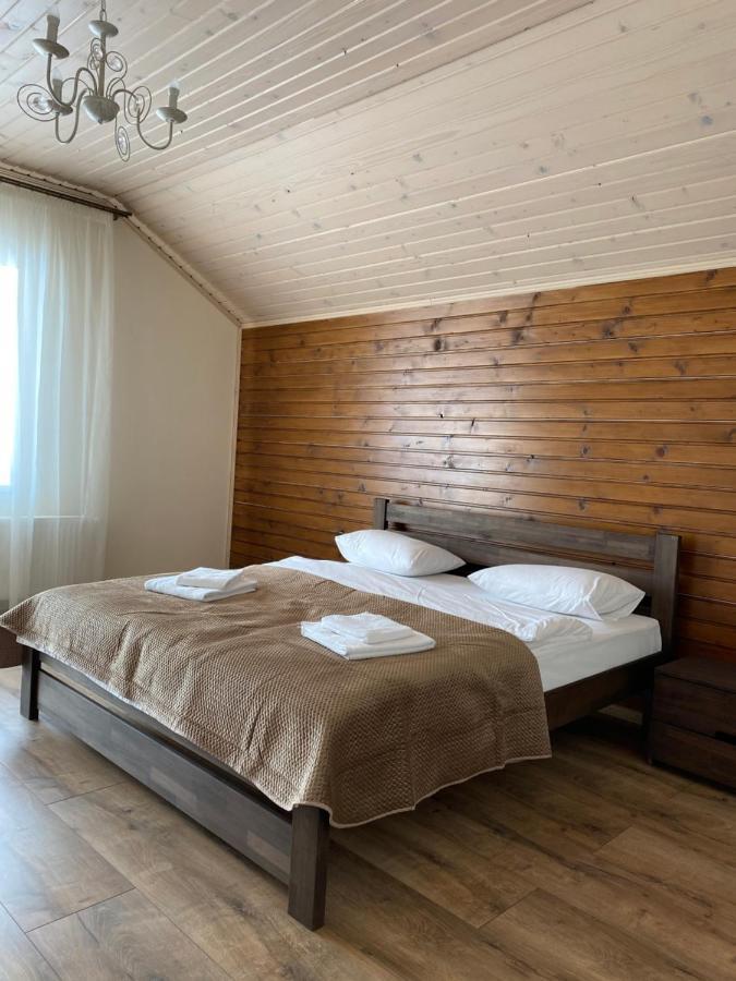 Солодкий Гранат Hotel Slavske Bagian luar foto