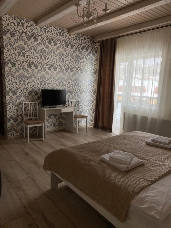 Солодкий Гранат Hotel Slavske Bagian luar foto