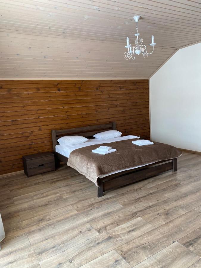 Солодкий Гранат Hotel Slavske Bagian luar foto