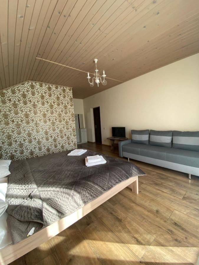 Солодкий Гранат Hotel Slavske Bagian luar foto